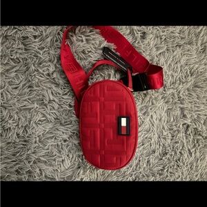 Tommy Hilfiger convertible belt bag -2 in 1
